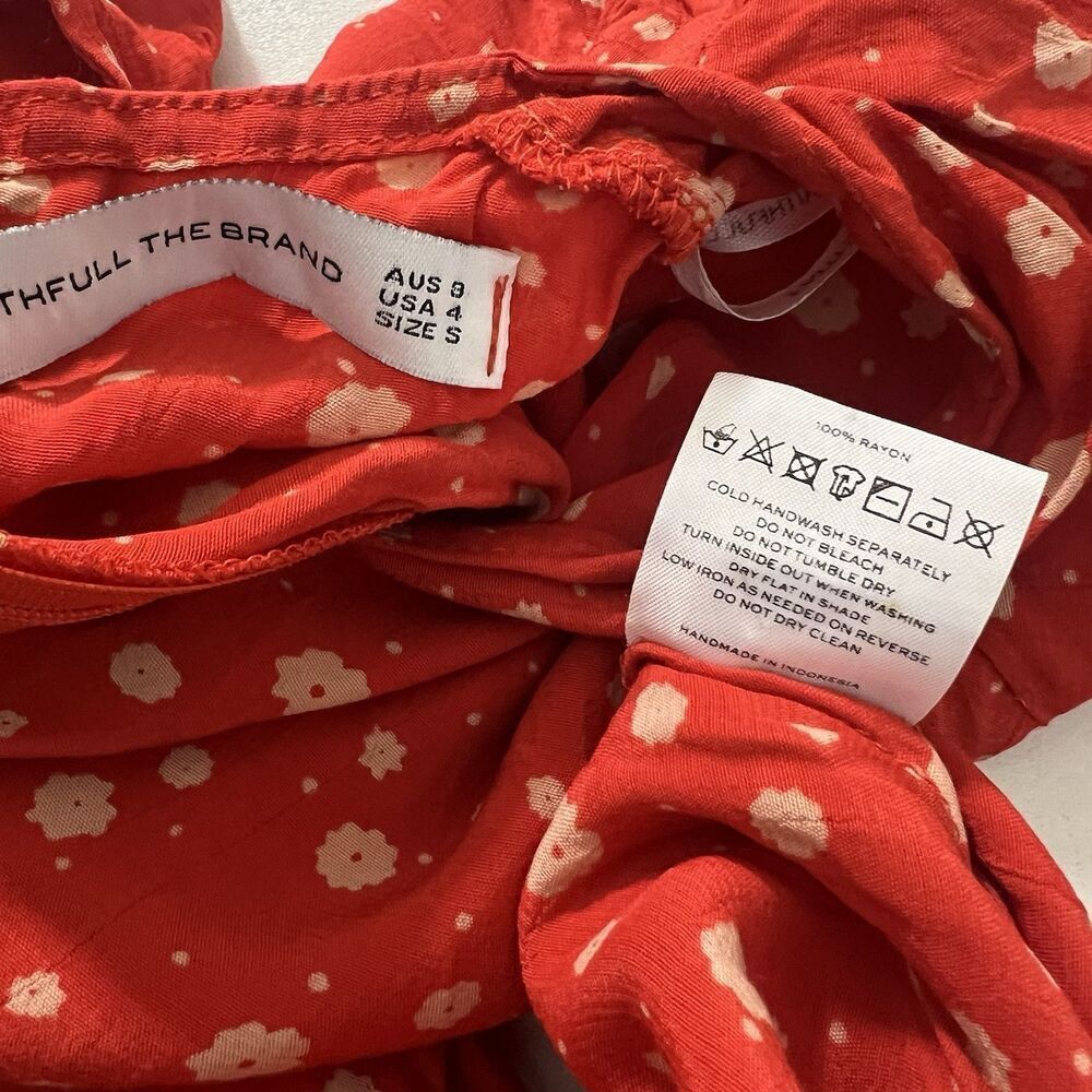 Faithful The Brand Mini Dress Red Floral V Neck Button Front Short Sleeve Size 4 - Picture 4 of 8